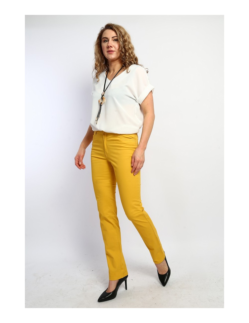 Pantalon jaune coupe droite femme