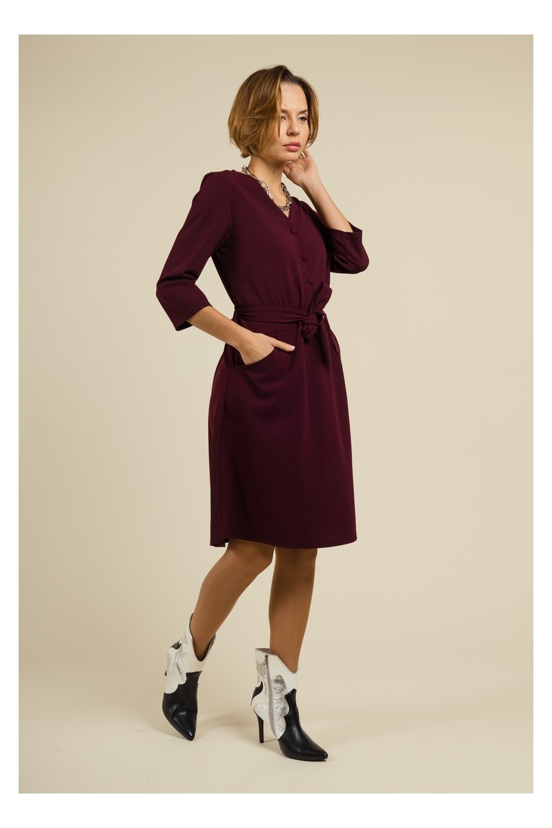 Robe Droite Bordeaux à Lacage Ceinturé et Encolure en V