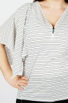 Top Écru avec Zip - Idéal pour un Look Décontracté Chic