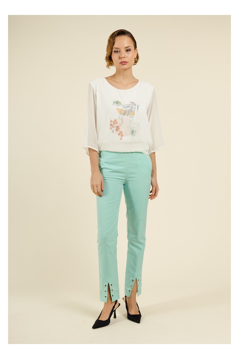 Pantalon slim avec une fente à l'avant