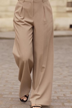 Pantalon large et fluide taille haute