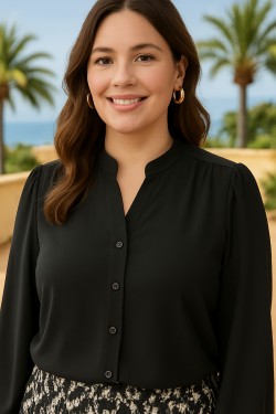 Chemise en mousseline noire fluide et élégante